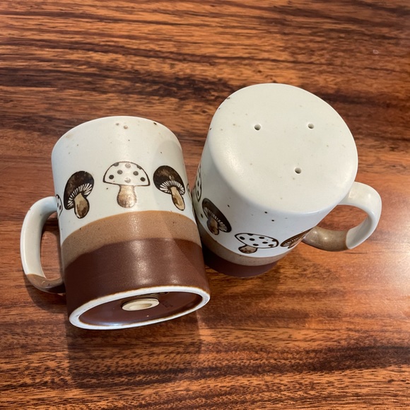 Otagiri mushroom salt and pepper stoneware - Picture 3 of 6